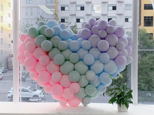 爱心型气球造型